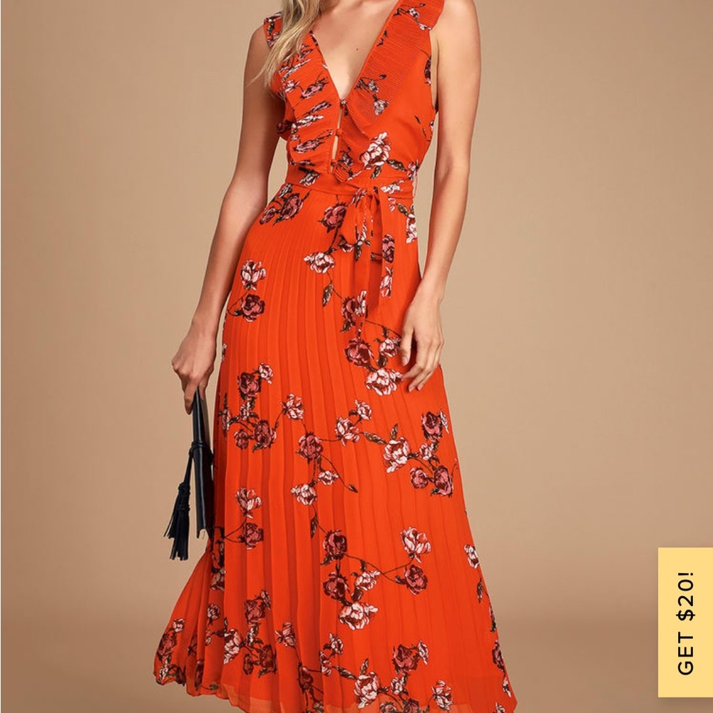 Lulus Pleated Floral Chiffon Maxi Dress